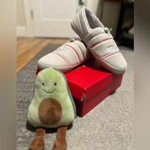 Puma slippers